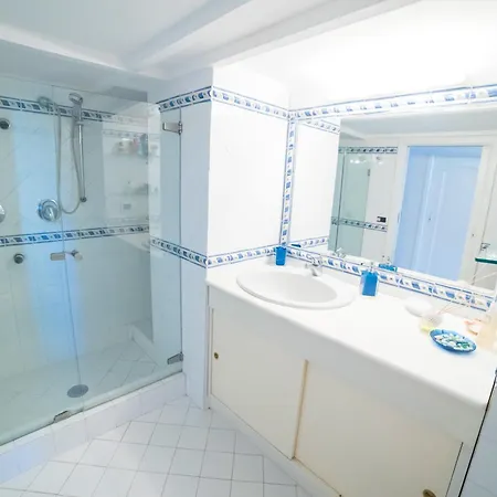 House Via Orlandi For 5 People Appartamento